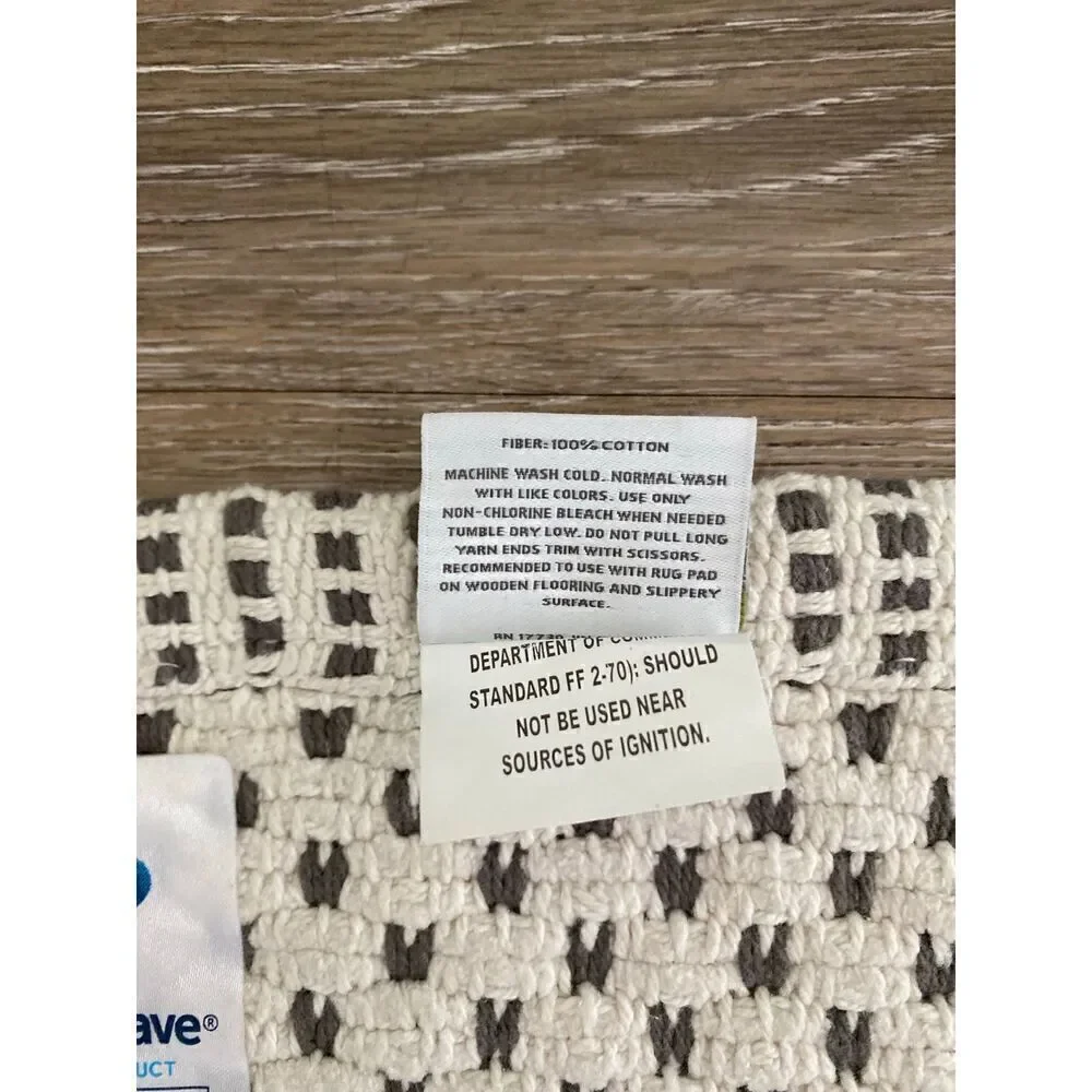 Threshold Gray White Dot Bath Mat